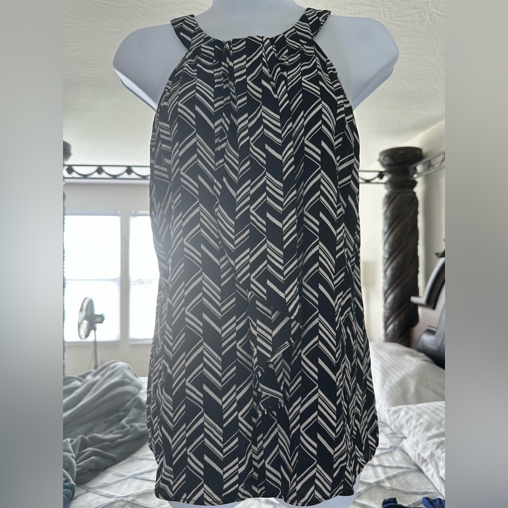 White House Black Market Black and White Geometric Blouse